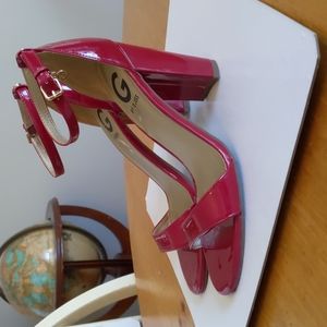 Guess high heel shoes